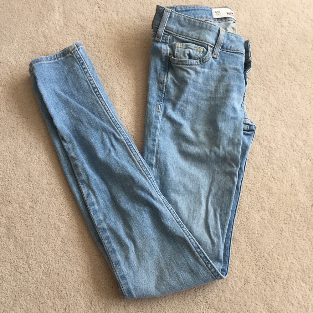 Light Washed Hollister Jeans